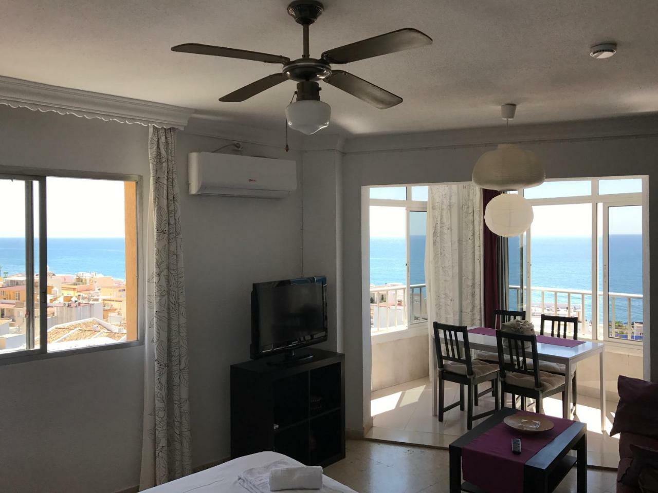 Palm Beach 7Th - La Carihuela Torremolinos Buitenkant foto